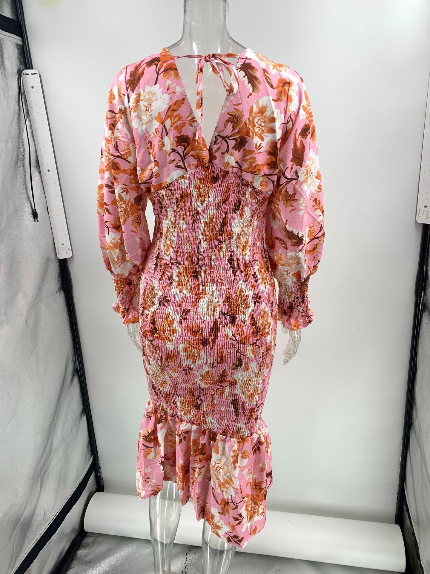 Robe Col en V à Manches Longues et Taille Élastique - Style Urbain Chic